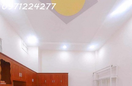 BÁN NHÀ MẶT TIỀN ĐƯỜNG SỐ 13 LINH XUÂN ,THỦ ĐỨC 100M2 [ 5 X 20 ] 2 TẦNG ,XE HƠI NGỦ TRONG NHÀ [ GIÁ CHỈ 5 TỶ 8 ]