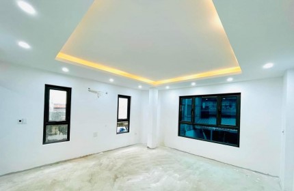 Đoàn Thị Điểm, Đống Đa LÔ GÓC - THANG MÁY 33m, 6 T, MT 7,6m Giá 7,6 TỶ