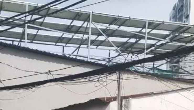 Nhà trọ Đào Sư Tích. DT: 5,5  x 30m. 