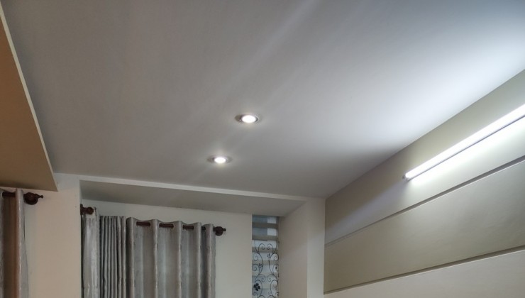 Ngộp ! Cần bán gấp nhà hẻm 6M Chu Văn An (60m2), 4 Tấm mới cứng giá 8 tỷ TL