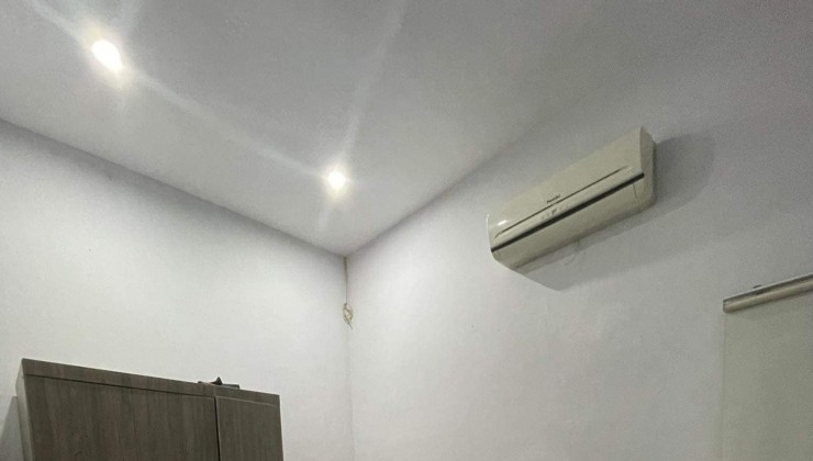 Nhà đẹp giá rẻ, Khương Trung, Thanh Xuân 42m2x4 tầng, Chỉ 3,9 tỷ