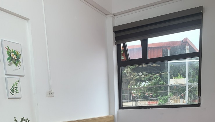 Chính chủ cho thuê nhà mặt phố số 4 Mai Hắc Đế, Hai Bà Trưng,100m2x8 tầng,có thang máy