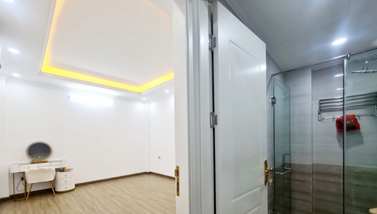 Bán nhà đẹp mặt phố Minh Khai, Hai Bà Trưng, 70m2x8 tầng, CHỈ 35,9 tỷ