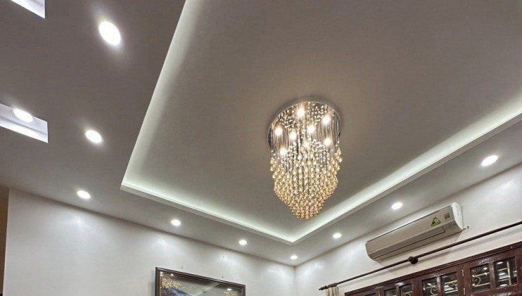 Bán Biệt Thự Vip, Phố Hoàng Liệt, Quận Hoàng Mai, 168m x 4T, Mt 11m. Giá 25 tỷ.