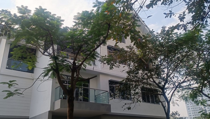 NÓNG O9 2628 5559 Bán nhà BT ĐTM Phùng Khoang( Khu nhà ở Quốc Hội ) 140m², 3.5 tầng, MT 5.7m, giá TL 33 tỷ Nam Từ Liêm