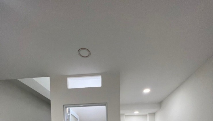 Nhà Bán Trần Quốc Toản Khúc Nam Kì  P7 Quận 3 , 30m2 , 3 Tầng , 2Pn Giá 2 tỷ 950