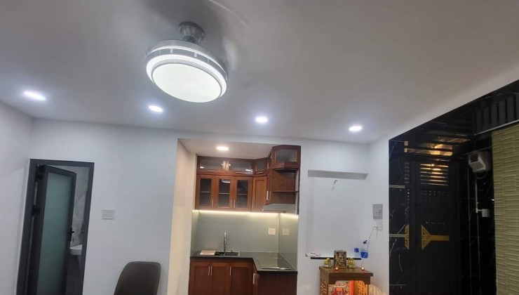 CHỈ 4.35 TỶ - 34M2 - 3 TẦNG - LÊ HỒNG PHONG - QUẬN 10 - RẺ NHẤT KHU VỰC - NHÀ ĐẸP LUNG LINH - TẶNG NỘI THẤT CAO CẤP