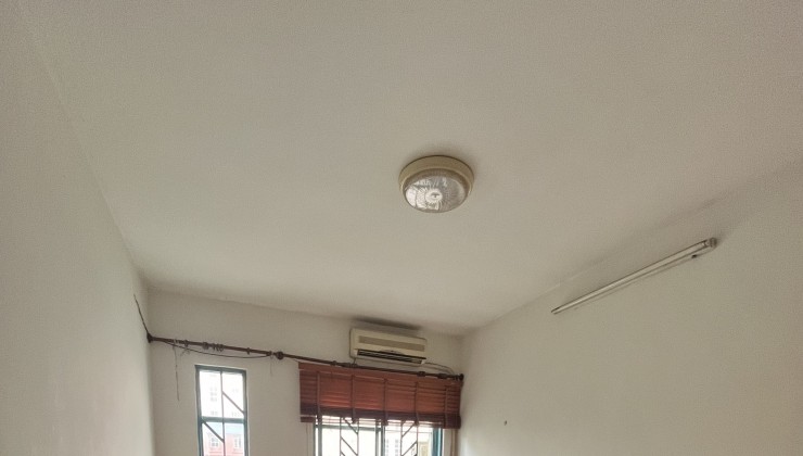 Chính chủ cần tiền bán gấp căn hộ 2n2vs 89m2 CT4 Sudico Mỹ Đình, nội thất đầy đủ giá chỉ 3tỷ775