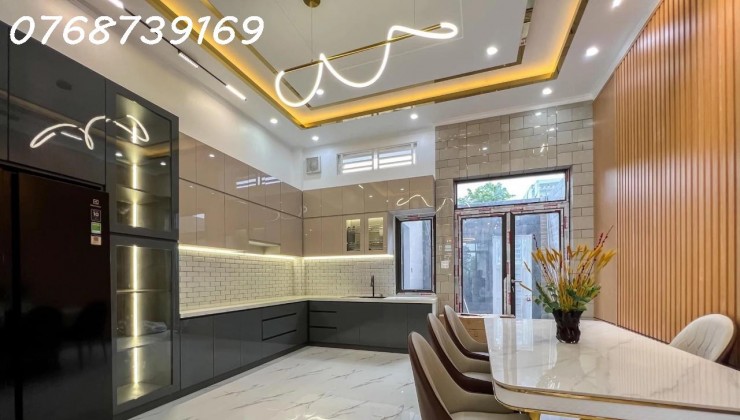 HOT❗️ HOT❗️️NHÀ MỚI ĐẸP , HẺM XE HƠI, KẾ BÊN VINHOMES Q9, P.LONG BÌNH, DT 64.8M2, CHỈ 3 TỶ 8