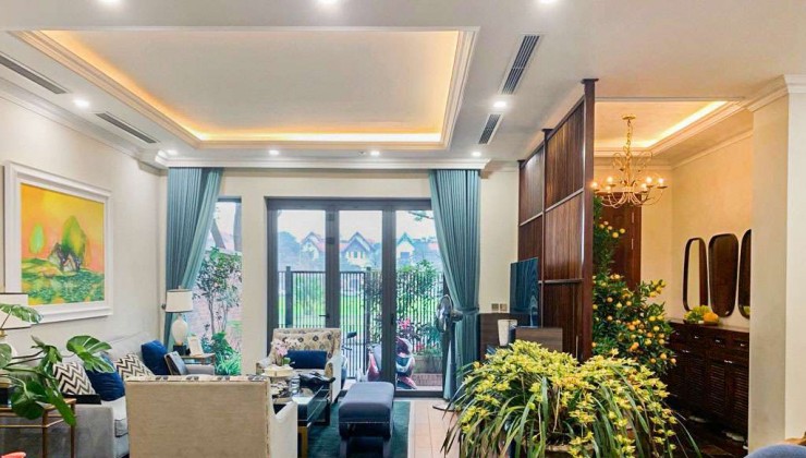 Biệt Thự Việt Hưng, Long Biên, view công viên, vỉa hè KD oto tránh 166m, mặt: 10m, 40 tỷ