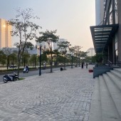Cho thuê Mặt Bằng  rộng 300m2 đối diện Lotte Mall Tây Hồ giá 45 triệu/tháng.