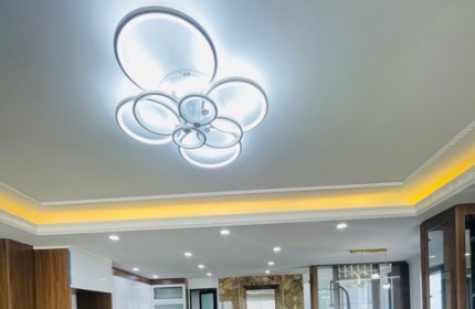 bán gấp giảm giá 500tr nhà ở Hà Đông Quang Trung 50m2 lô góc  8 tỷ KD đường 7m