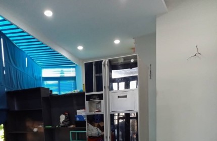 Ngộp Bank Bán Nhà Gấp Linh Đông Thủ Đức 68m2 Ngang 4m Chỉ 2.99 Tỷ̉