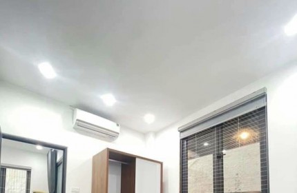 Toà căn hộ dịch vụ cao cấp thang máy  ngõ thông ô tô ,87m 7tầng  19,8 tỷ  Vương thừa vũ