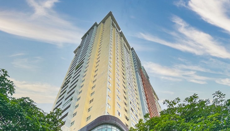 Chính chủ cần tiền bán gấp căn hộ 3 ngủ 159m2 Flc Landmark Tower nội thất đầy đủ giá rẻ 4tỷ8, sổ đỏ