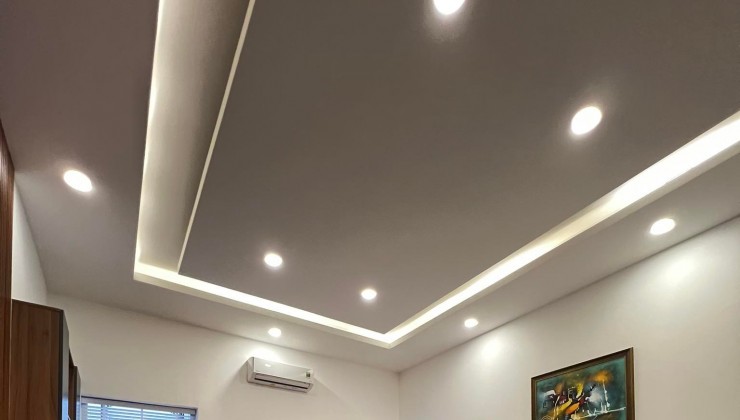 Bán nhà hẻm 10M Nguyễn Giá Trí ( D2), dt 80m2, 4T, hẻm KD sầm uất giá 15.5 tỷ bớt lộc