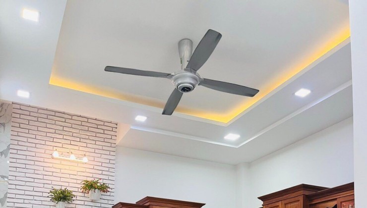 Thơm ngon ! Nhà Lê Văn Duyệt - 66m2 - 4 Tấm giá thương lượng Đậm