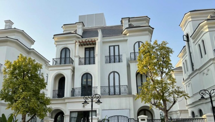 BIỆT THỰ SONG LẬP SÁT KĐT XA LA CÓ 1 -  0 - 2 – PHÂN LÔ – VỈA HÈ – MẶT TIỀN KHỦNG