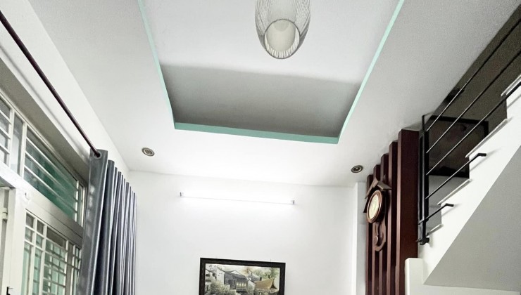 500m về Quận 7, nhà 4 tầng 2 mặt tiền nội thất cao cấp ở ngay, Thị trấn Nhà Bè