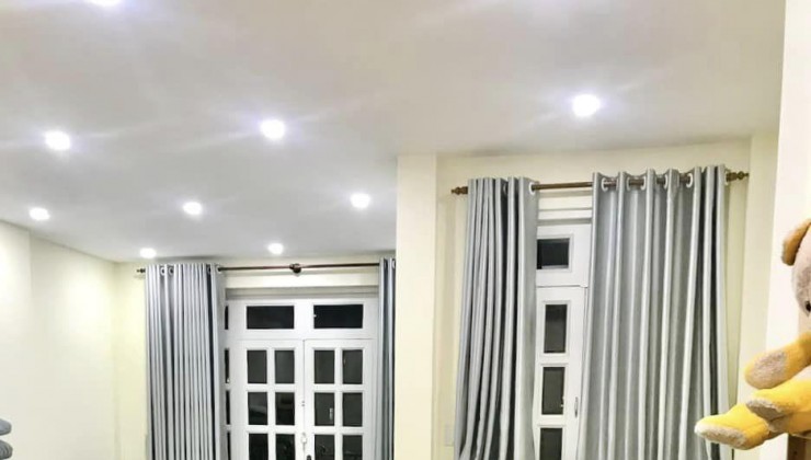 Bán Nhà Đường Phạm Văn Đồng, Thủ Đức, DT 79M2, 3T, HXH Tránh, Giá Chỉ Hơn 6 Tỷ, Sổ Sang Tên Ngay