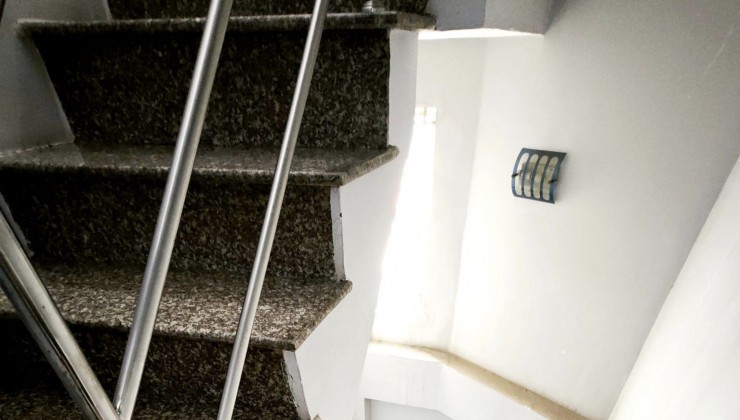 Quân - Võ Văn Tần - 40m2 - Nở Hậu Đẹp - 3 Tầng Btct, Hoàn Công Đủ -Giá  5.590 Tỷ.