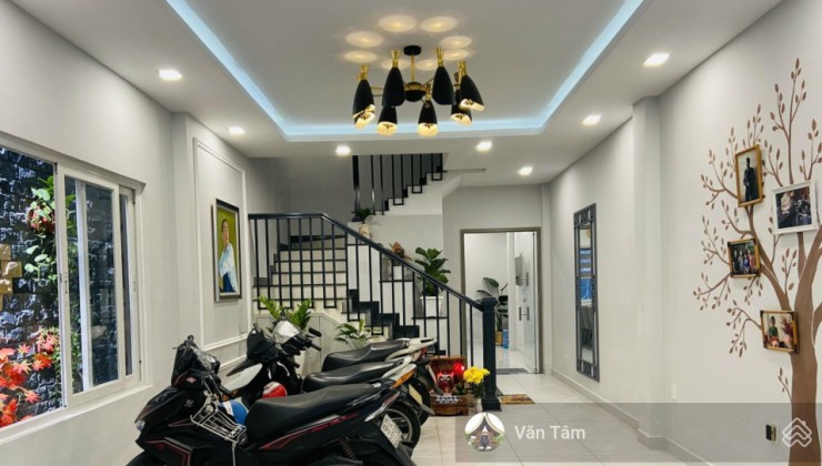 Vào ở ngay nhà mới đẹp đường Nơ Trang Long, diện tích 4x18m KC 5 tầng đúc, 6 phòng ngủ gần Vincom