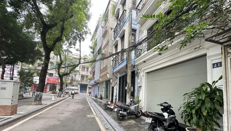 Siêu hiếm phố Thái Hà, Đống Đa, Lô Góc, Gara ô tô, Thang máy, 86m2, MT: 5,5m. Giá 24 tỷ