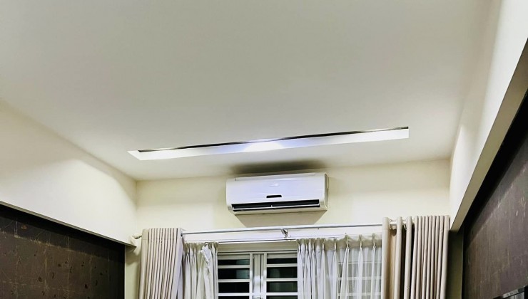 Hiếu - Nguyễn Đình Chính - 50m2 - Nở Hậu Đẹp - 3 Tầng , 4 PN  -Giá  5.590 Tỷ.