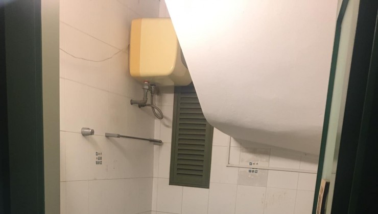 Cho thuê nhà ngõ ô tô tránh Thái thịnh - đống đa - 70m - 7 tầng - 7 ngủ - 28 triệu/tháng (có thương lượng) LH 0936397767