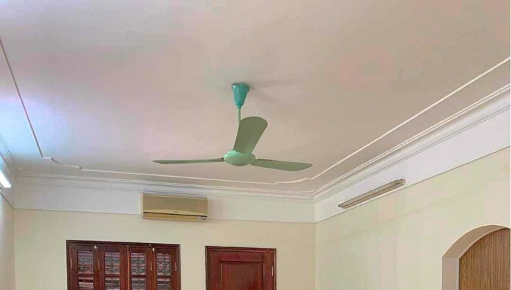 Phố Hàng Bông 105M2 4 Tầng MT 4.5M 46.5 Tỷ - 1 Sổ 1 Chủ Kinh Doanh Ô TÔ Tránh Đỗ