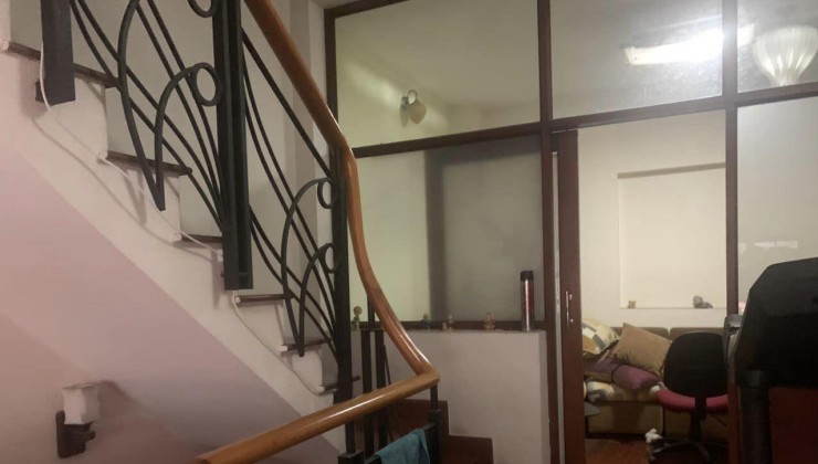 Bán nhà HXH Nguyễn Trọng Tuyển, Tân Bình. 4.2 x 20. 5 Tầng. HĐ 30tr/thg. Giá bán 16 tỷ TL.