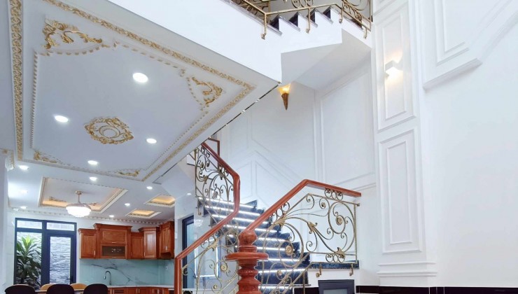 Nhà Hiện Đại Mới  Hoàn Thiện 4 Tầng Tài Chính 4Tỷ Trường Thọ Thủ Đức