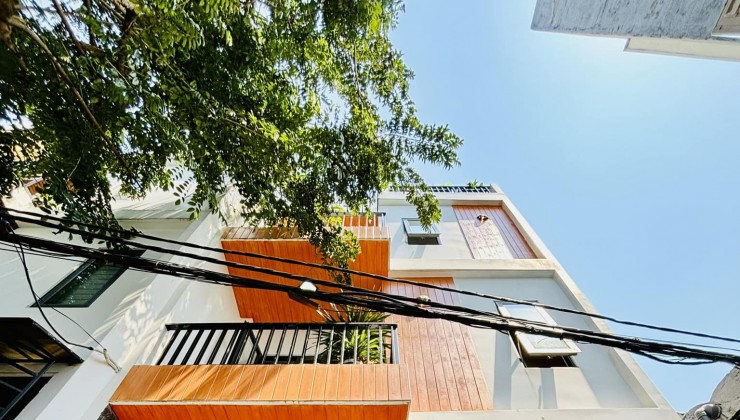 ► Nhà sát Mặt Tiền Hoàng Thúc Trâm, Hải Châu, 4 mê mới cứng, xịn sò, 4.3 tỷ