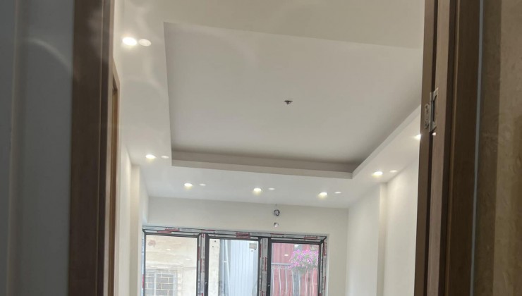 CHO THUÊ NHÀ NGÕ THỊNH HÀO 1, 6 TẦNG, DT SÀN 25M2 - CÓ THANG MÁY - Ở, VP, KD CÁC MÔ HÌNH ĐỀU ĐỈNH, GIÁ 20 TRIỆU/THÁNG LH ngay 0936397767