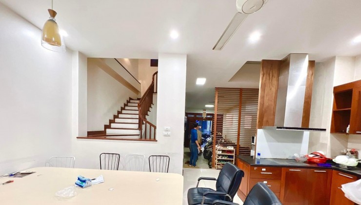 ⭐(PHÂN LÔ SIÊU VIP - ÔTÔ TRÁNH) Phố Trung Kính To 75m2/ 5 Tầng/ MT 6m chỉ 26.5 Tỷ⭐