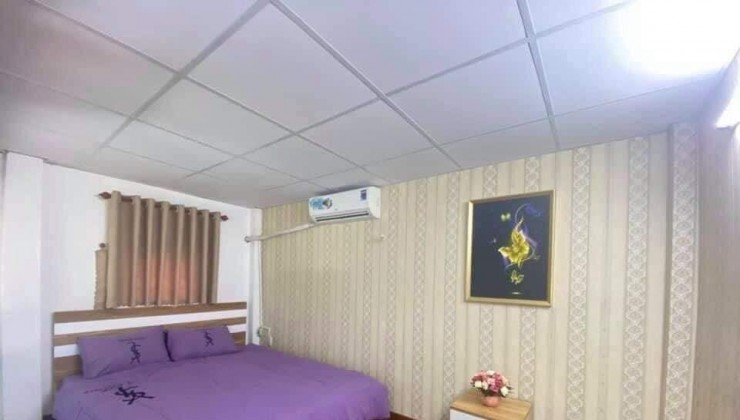 Nhà 3 tầng - 26m2 ( 4 x 7 ) Quang Trung - P10 - GV - Giá chỉ 2.85 tỷ. 
Nhà mặt tiền hẻm HXH THÔNG.