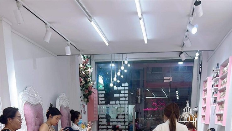 SANG NHƯỢNG MẶT BẰNG TIỆM NAIL QUẬN 3,TP HỒ CHÍ MINH