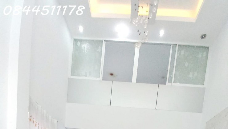 Bán nhà, Vip Kiều Đàm, 3 tầng đúc, 80m2, HXH thông, nhỉnh nhẹ 7 tỷ