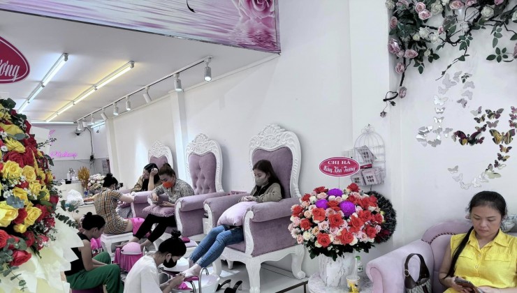 SANG NHƯỢNG MẶT BẰNG TIỆM NAIL QUẬN 3,TP HỒ CHÍ MINH