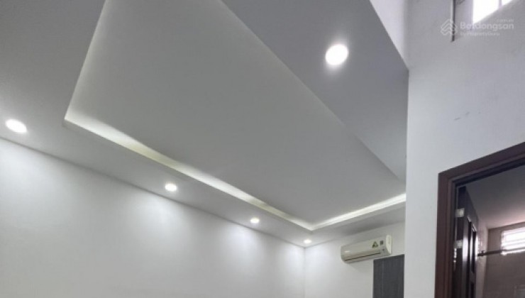 Cực phẩm đẹp nhất khu ngay đại học Văn Lang - thông số đẹp (5x18m) - cách MT 50m