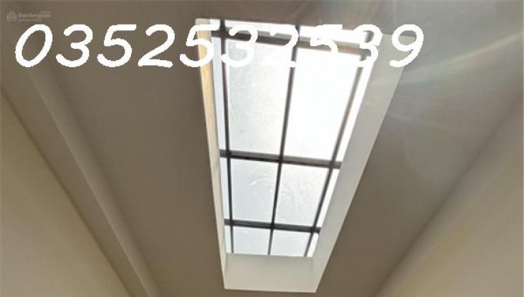 Bán nhà mới cứng ngay mặt tiền đường Ngô Đức kế P12, Bình Thạnh 4.5x16m 65m².