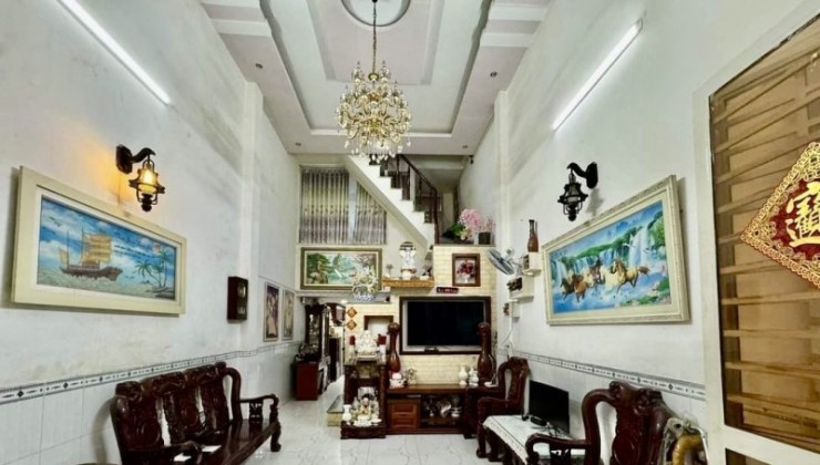Bán Nhà Mặt Tiền Tàn Quang Cơ, Tân Phú, 4m x 19m, Chỉ 10.8 Tỷ