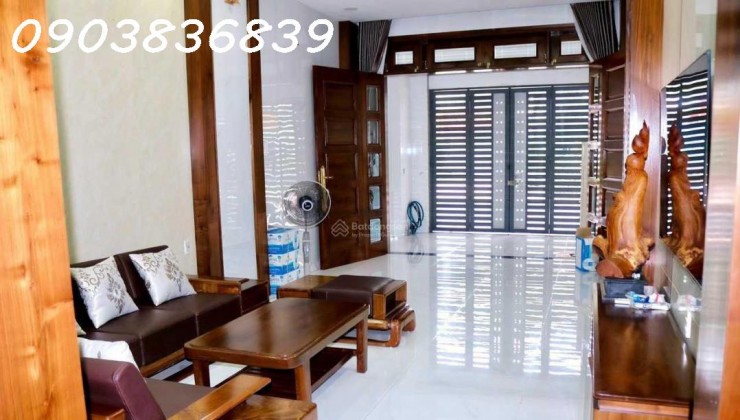 Nhà Phố Mặt Tiền Hiền Vương, Phường Phú Thạnh. (DT: 4x20m 4 tầng), nhà mới đẹp, giá 14.2 tỷ