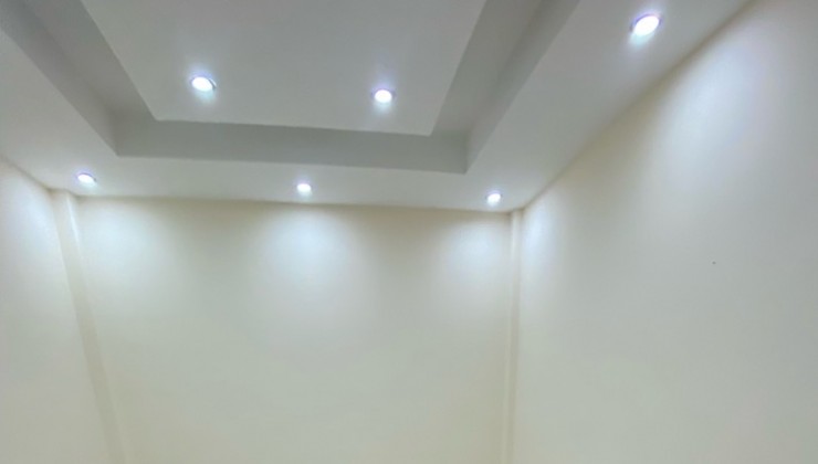 Bán nhà Thuỵ Khuê, Tây Hồ, Nhà Đẹp ở Luôn, Phân Lô, 40m2, 5 tầng, 6.5 tỷ