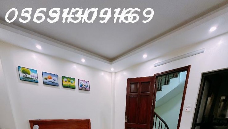 BÁN NHÀ HOÀNG VĂN THỤ, 31M2, NHÀ ĐẸP, 4 TẦNG, GẦN OTO, SĐCC