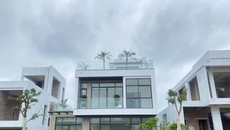 Bán biệt thự đơn lập góc 310m2 giá 7,5 tỷ dự án Ivory Villas & Resort
Tặng kèm bể bơi + sân vườn xịn mịn