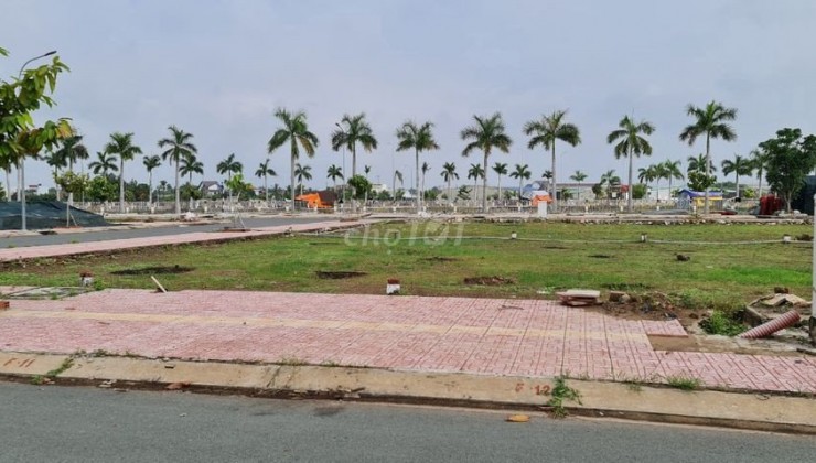 Kẹt tiền cần bán khu dân cư Tây Nam Center Golden land.