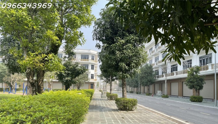 CHỌN NHÀ HAY CHỌN KHÔNG GIAN XANH. TỈ LỆ ĐẤT Ở 31.5%. LH: 0966 343 969