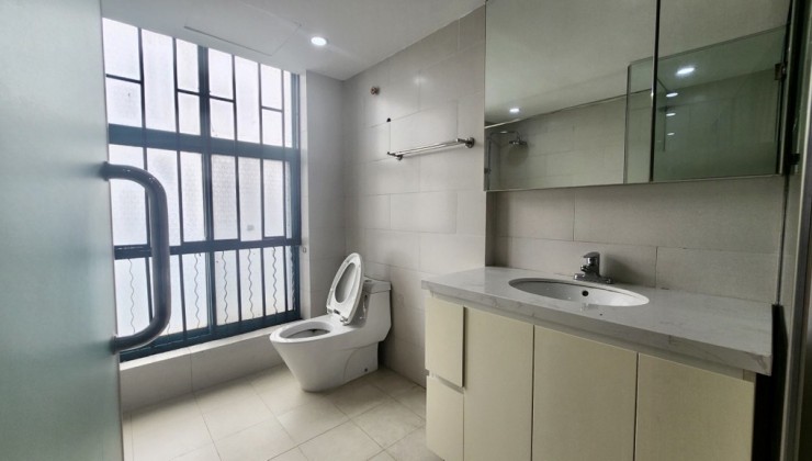 (Siêu Hot) Căn hộ Đẹp 100m2, Full NT ở luôn, có chỗ ô tô - 4.85 tỷ (có fix nhẹ) - Tin Thật Không Ảo