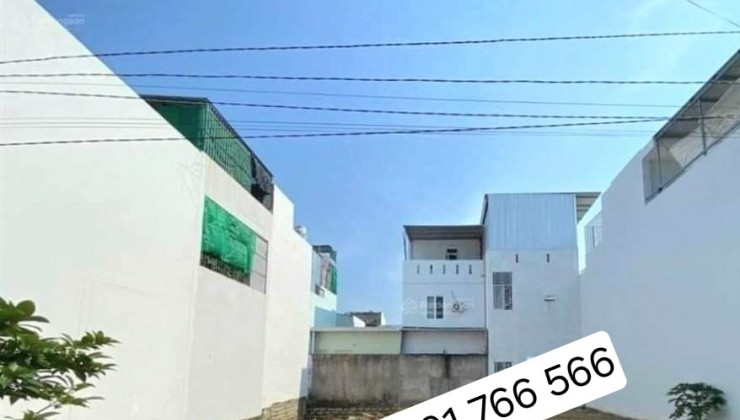 Bán Đất Quận Tây Hồ, Phố LẠc Long Quân, 180m x Mt 11m. Giá 30 tỷ.